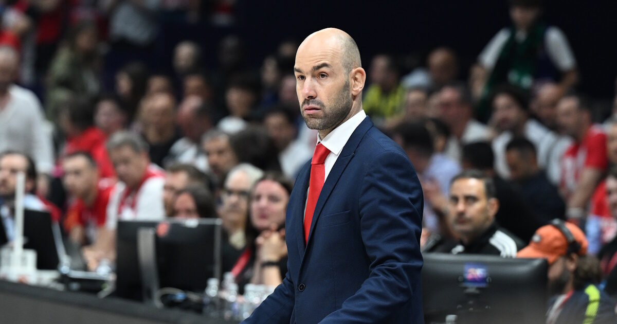 Vassilis Spanoulis: The Selebrities who would like to go out for food, his favorite movie and his highlights who don’t want to see them