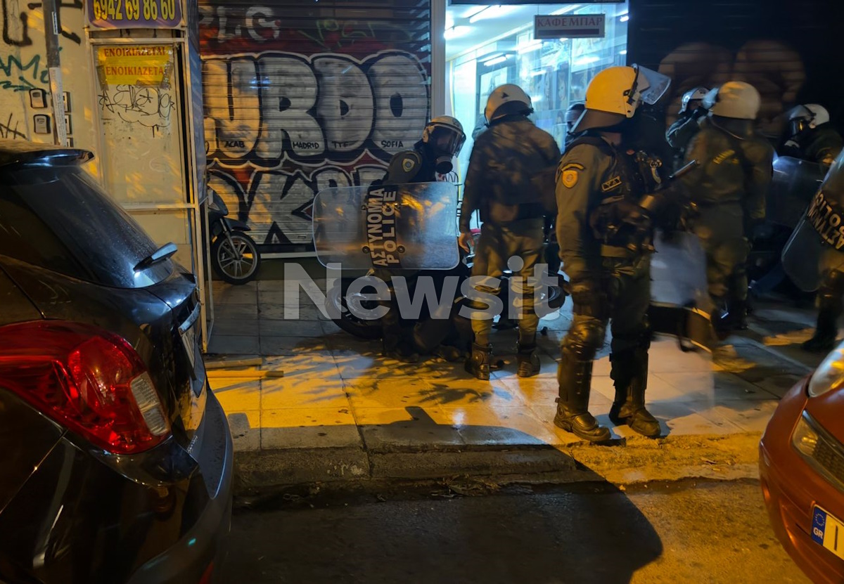 Επεισόδια στην πορεία μνήμης του αναρχικού που σκοτώθηκε από τη βόμβα στους Αμπελόκηπους