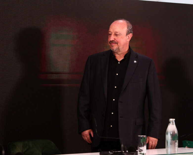 Ράφα Μπενίτεθ: «Ευχαριστώ τους οπαδούς του Παναθηναϊκού, είμαι ενθουσιασμένος»