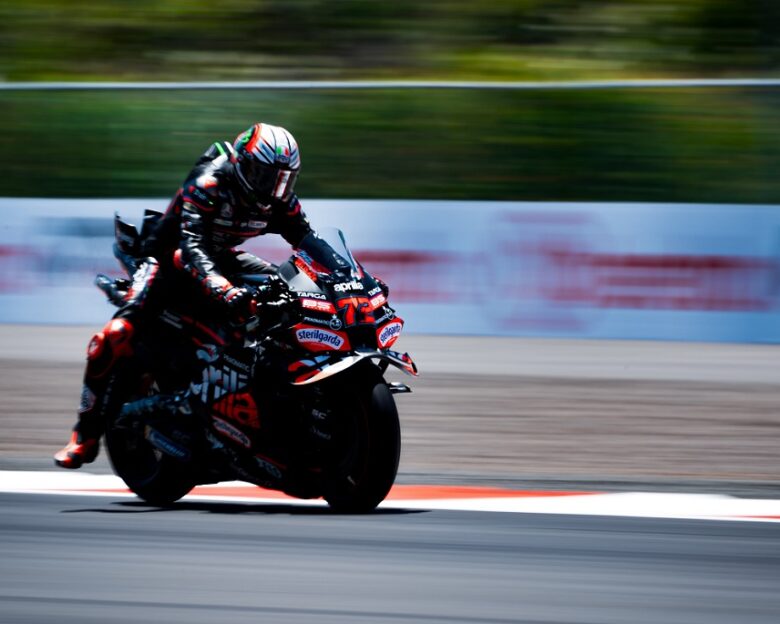 MotoGP: Ο Marco Bezzecchi στην pole position της Ινδονησίας – Δύο Aprilia στην πρώτη σειρά