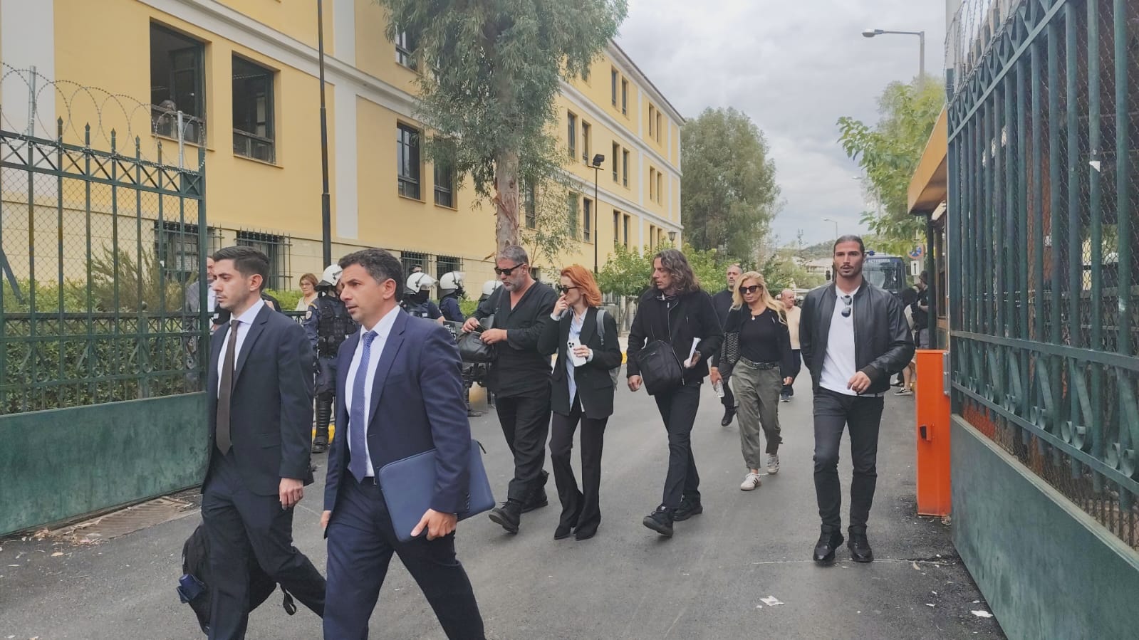 Ο Βασίλης Μπισμπίκης
