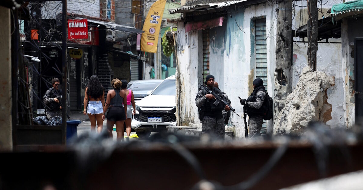 Brazil: 20 dead in a police raid for drugs and trafficking in Rio de Janeiro – Video from the operation