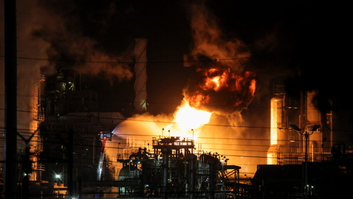Πυρκαγιά σε διυλιστήριο της Chevron
