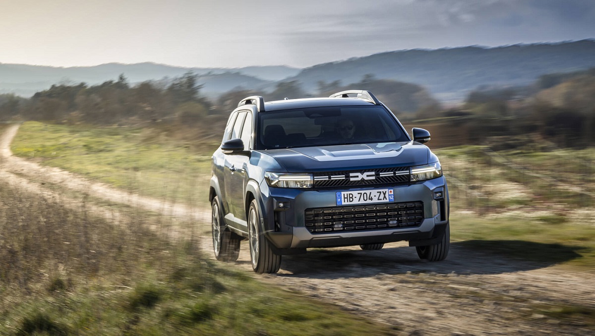 dacia-bigster-hybrid-155-