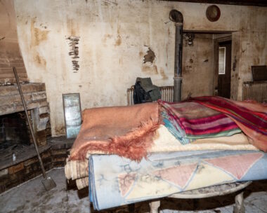 Εσωτερικό σπιτιού στην Καρδίτσα μετά το πέρασμα της κακοκαιρίας Daniel