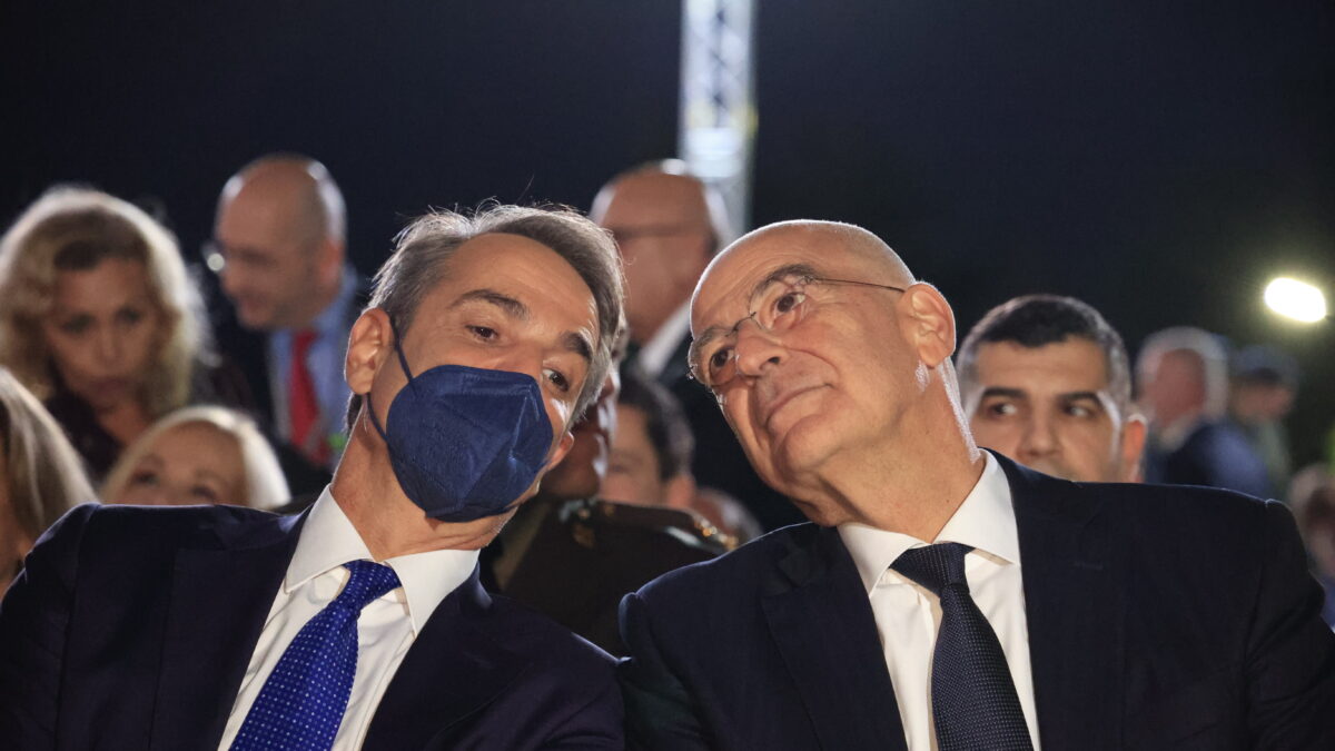 O Κυριάκος Μητσοτάκης και ο Νίκος Δένδιας