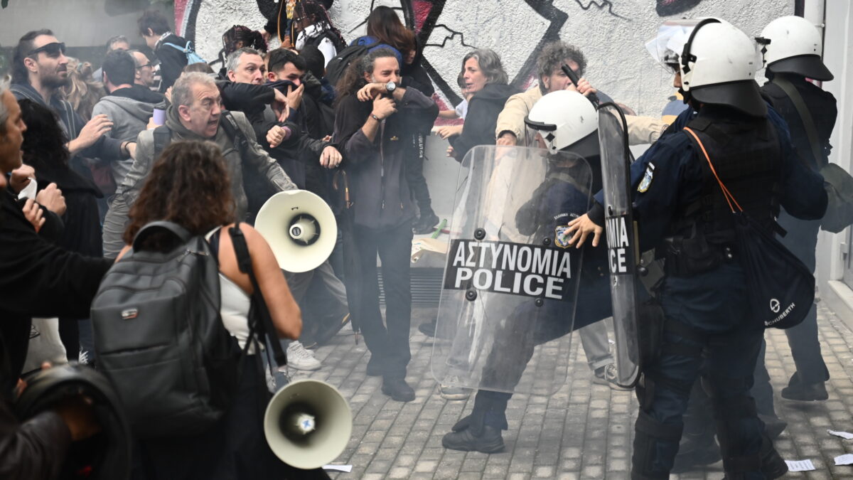 ΚΩΣΤΑΣ ΤΖΟΥΜΑΣ