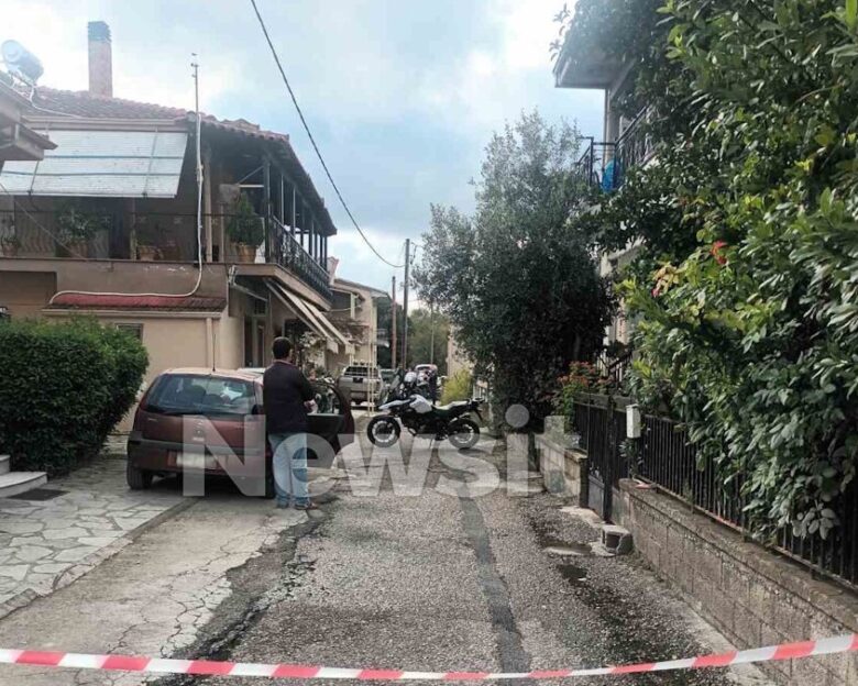 Τρίκαλα: Στο πλευρό του 18χρονου μητροκτόνου ο πατέρας του – Είχαν κακές σχέσεις με τη μητέρα του, λένε συγγενείς