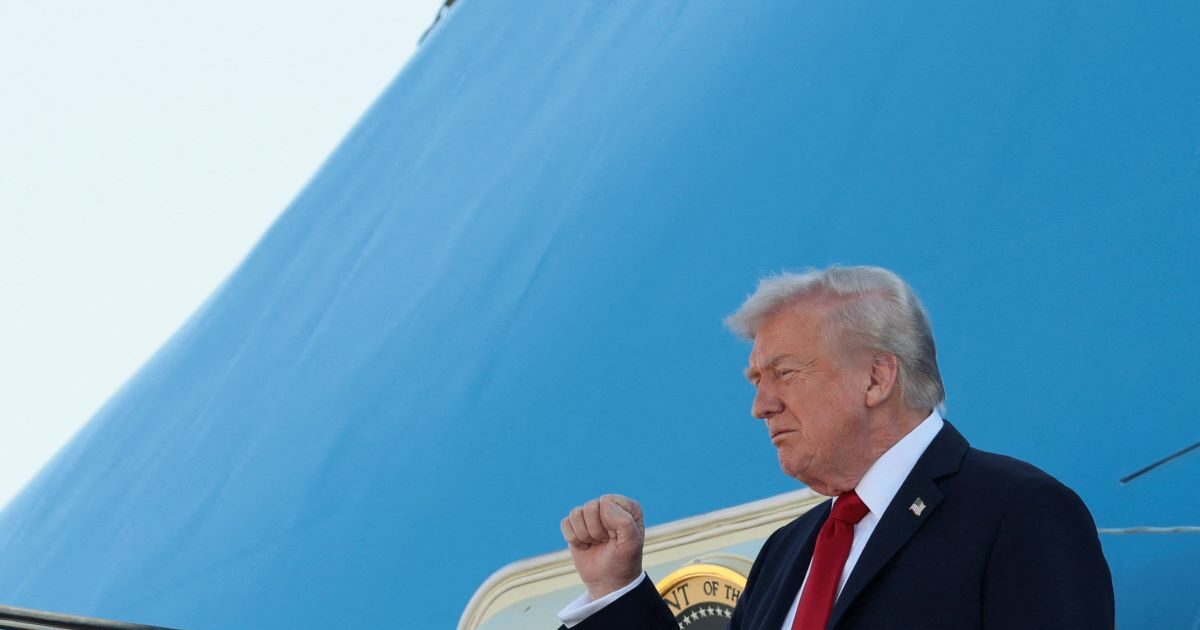 Donald Trump: The moment the US president arrives at Tel Aviv Airport