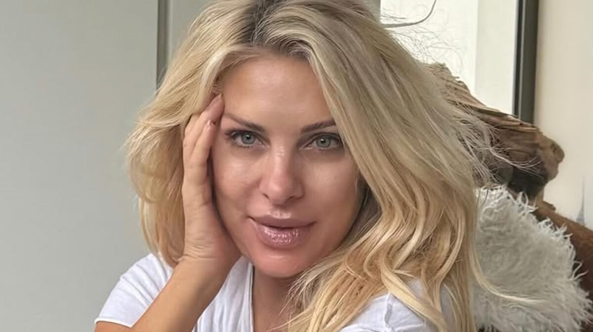 Η Ελένη Μενεγάκη