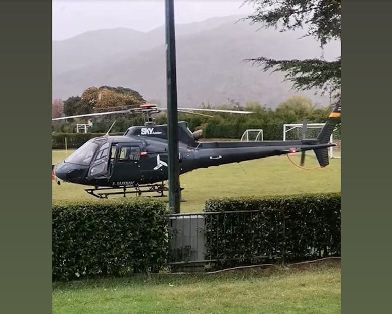 Απίστευτο σκηνικό για τον Νέστο Χρυσούπολης: Ελικόπτερο προσγειώθηκε στο γήπεδο την ώρα της προπόνησης