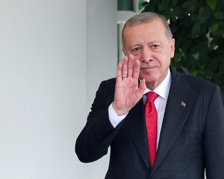 Ο Ερντογάν απείλησε να αποχωρήσει αν εμφανιζόταν ο Νετανιάχου στη σύνοδο για τη Γάζα στην Αίγυπτο