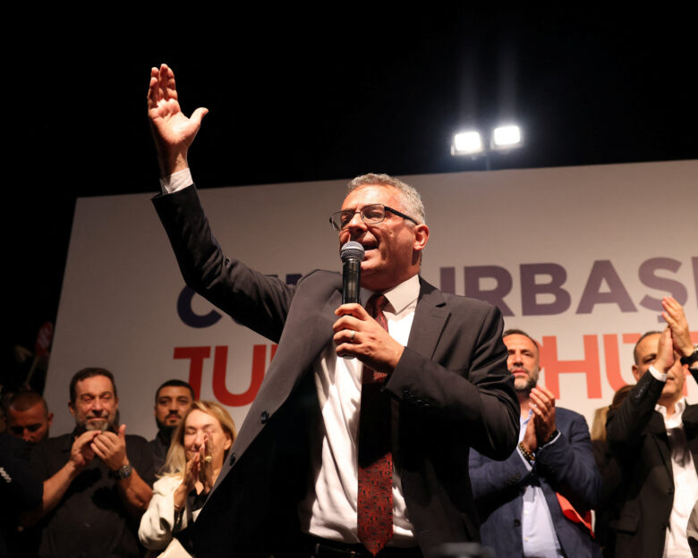 Κύπρος: Ποιος είναι ο Τουφάν Ερχιουρμάν – Ο νέος «ηγέτης» στα Κατεχόμενα που εκτόπισε τον εκλεκτό του Ερντογάν
