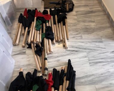 Ηράκλειο: 6 συλλήψεις για την επίθεση στον Μάκη Βορίδη – Δείτε τι βρέθηκε στην κατάληψη του κτιρίου «Ευαγγελισμός»