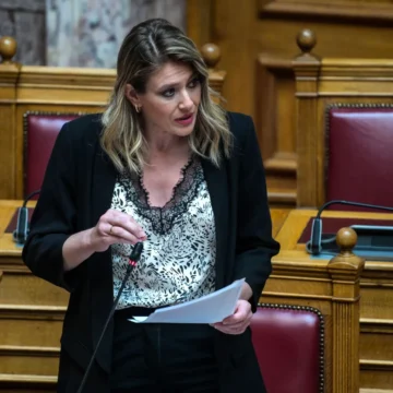 Άννα Ευθυμίου: Έρχεται ενιαιοποίηση των νομοθετικών διατάξεων για τη συνταξιοδότηση των συγγενών ατόμων με αναπηρία