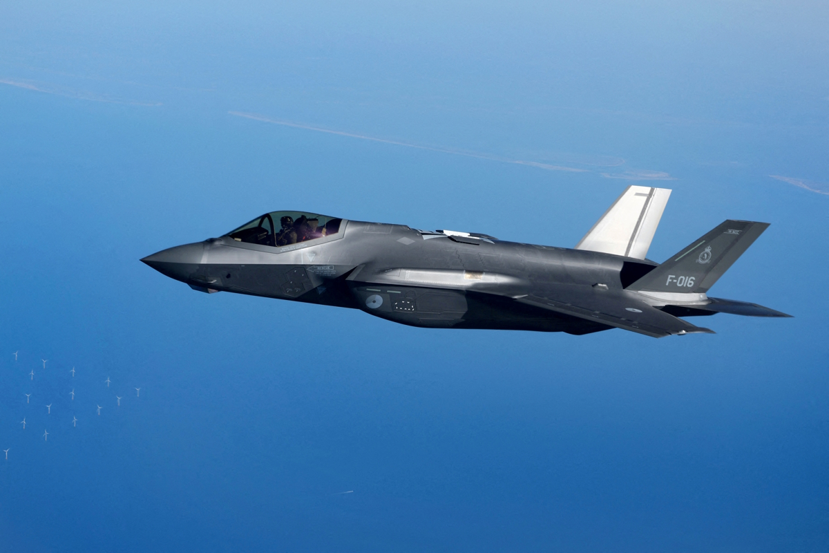 Μαχητικό αεροσκάφος F-35 στη διάρκεια άσκησης του ΝΑΤΟ στη Βόρεια Ευρώπη