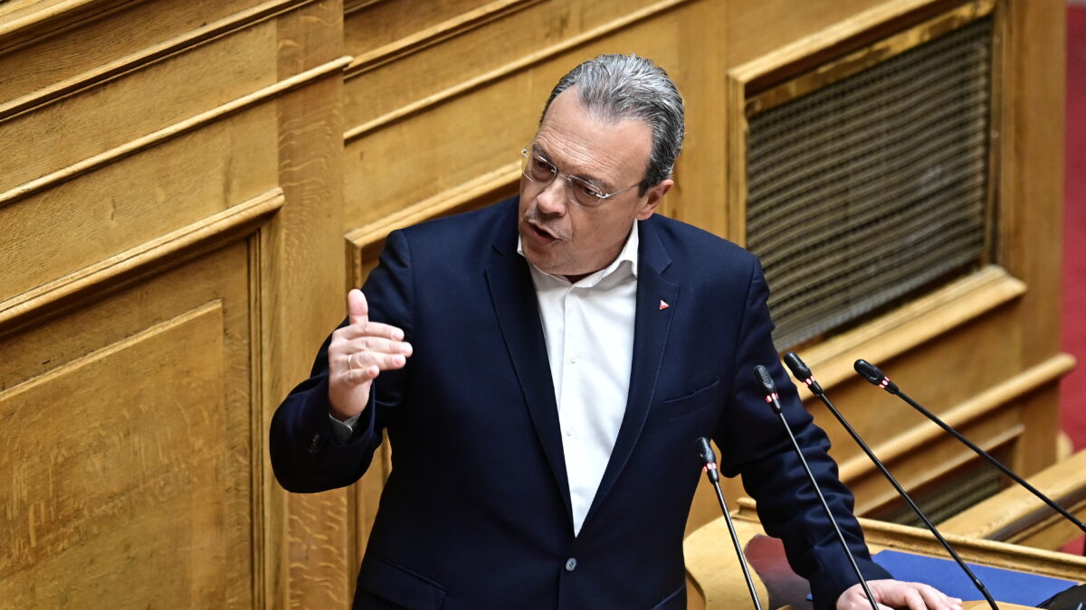 Ο Σωκράτης Φάμελλος