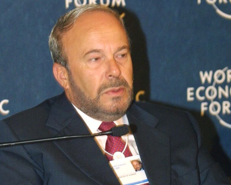 Φάτος Νάνο: Πέθανε ο πρώην πρωθυπουργός της Αλβανίας