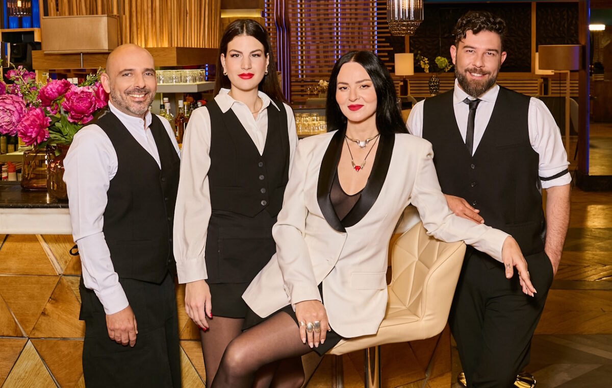Η ομάδα του «First Dates»