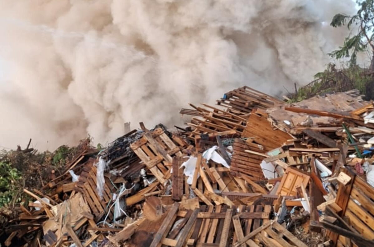 Φωτιά σε εργοστάσιο ανακύκλωσης στις Σέρρες