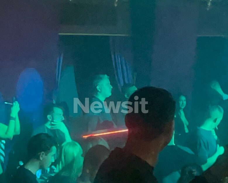 Ο Βασίλης Μπισμπίκης απόλαυσε τη Δέσποινα Βανδή στη Θεσσαλονίκη – «Τα έσπασε» η Μελίνα Νικολαϊδη με τα τραγούδια της μητέρας της