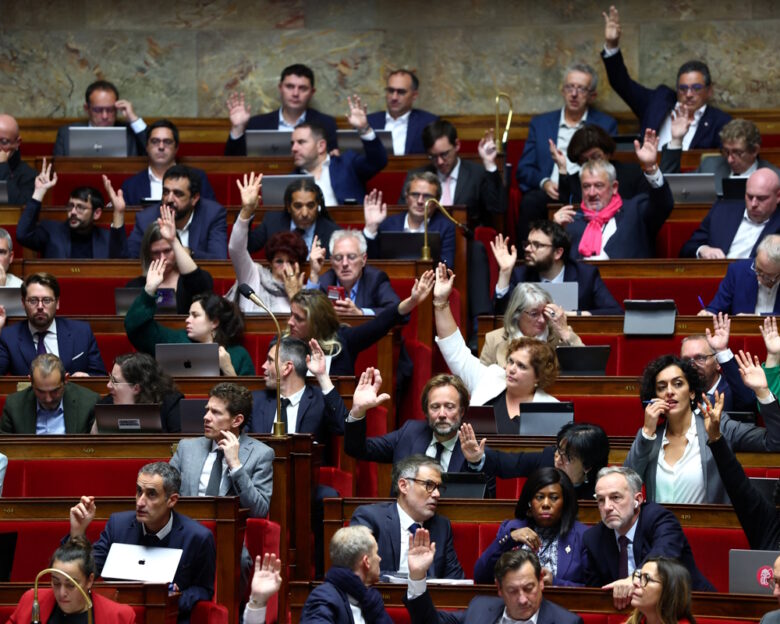 Η γαλλική Βουλή «φρέναρε» τον φόρο Ζικμάν για τους πλούσιους με περιουσία άνω των 100 εκατομμυρίων ευρώ – Οργισμένη η αριστερή αντιπολίτευση
