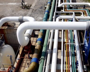 Αγωγοί φυσικού αερίου ΔΕΣΦΑ στη Ρεβυθούσα
