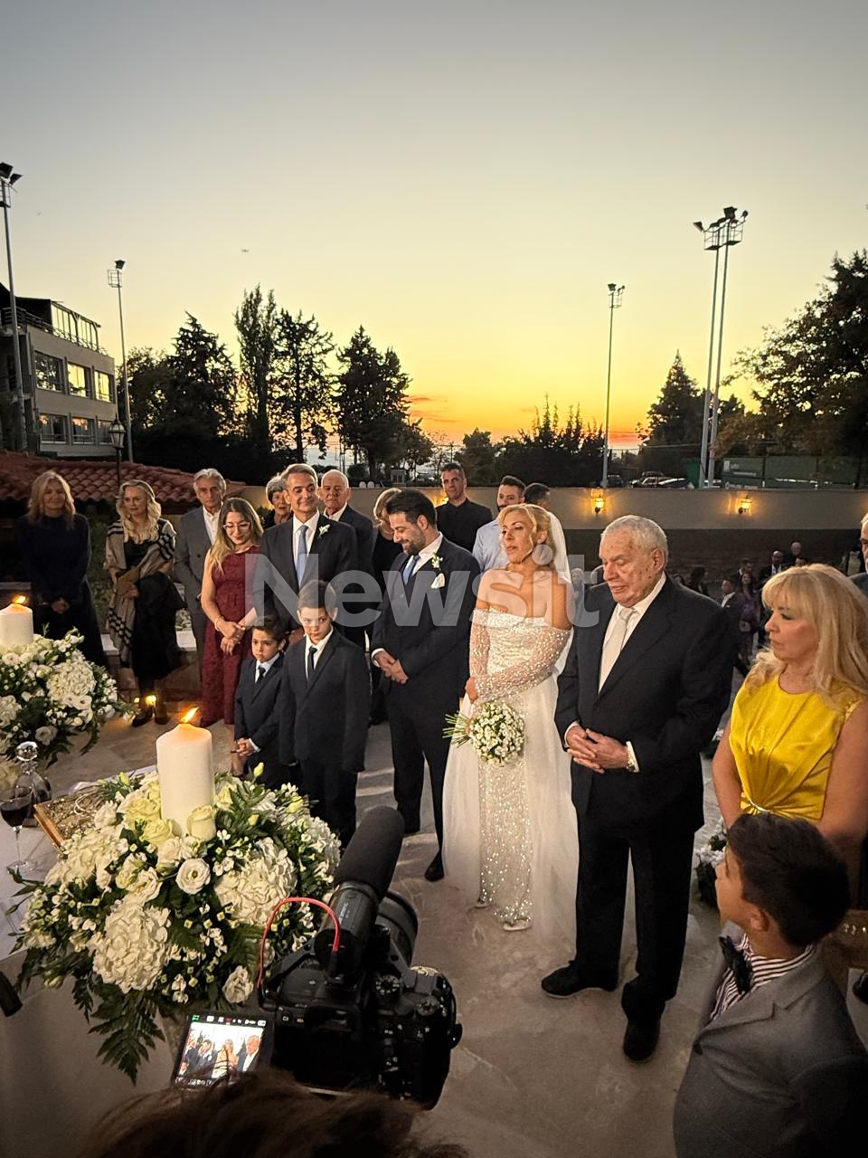Ο Κυριάκος Μητσοτάκης πάντρεψε την Εβίνα Γιακουμάτου και τον Ελπιδοφόρο Παπανικολόπουλο