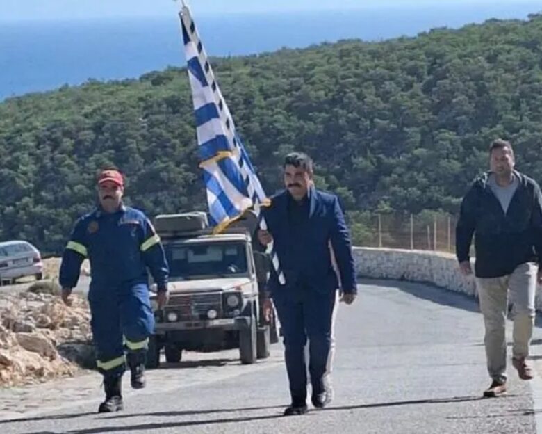 Γαύδος: Για πρώτη φορά η παρέλαση της 28ης Οκτωβρίου δεν είχε μαθητές – Στρατός και κάτοικοι ύψωσαν τη σημαία ψηλά