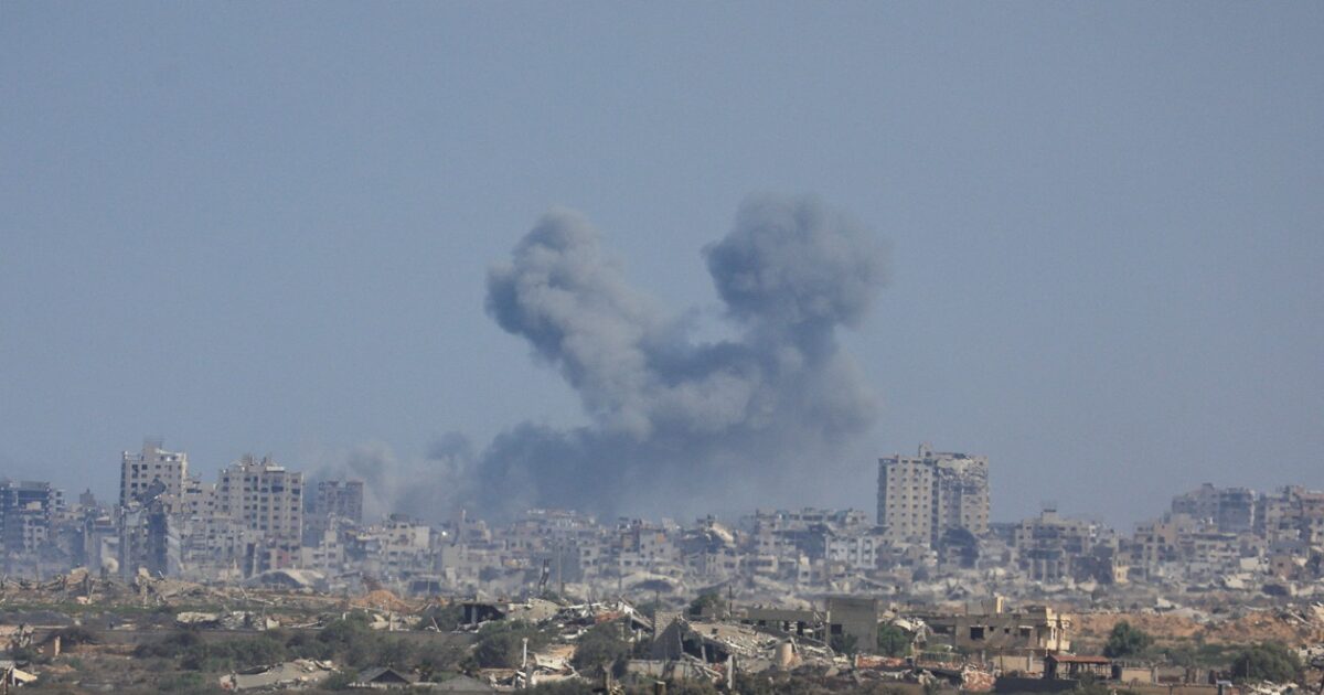 Egypt, Qatar and Turkey are pushing Hamas to accept the Trump plan for the end of the war in Gaza