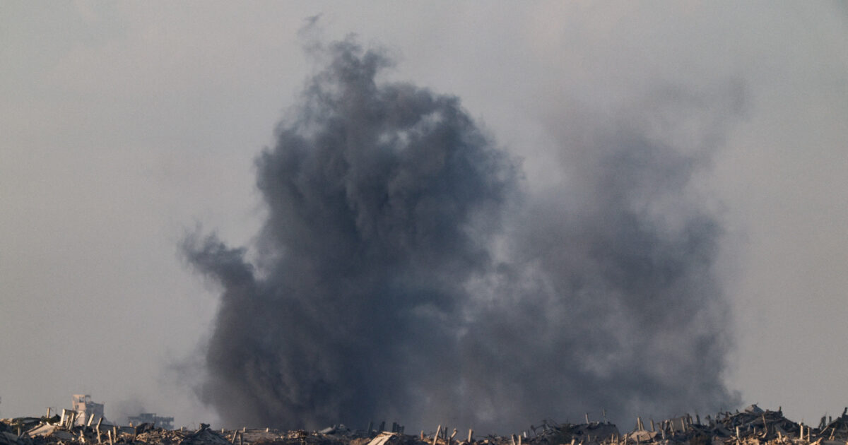 Israel launched fresh attacks on Gaza after pledging a ceasefire