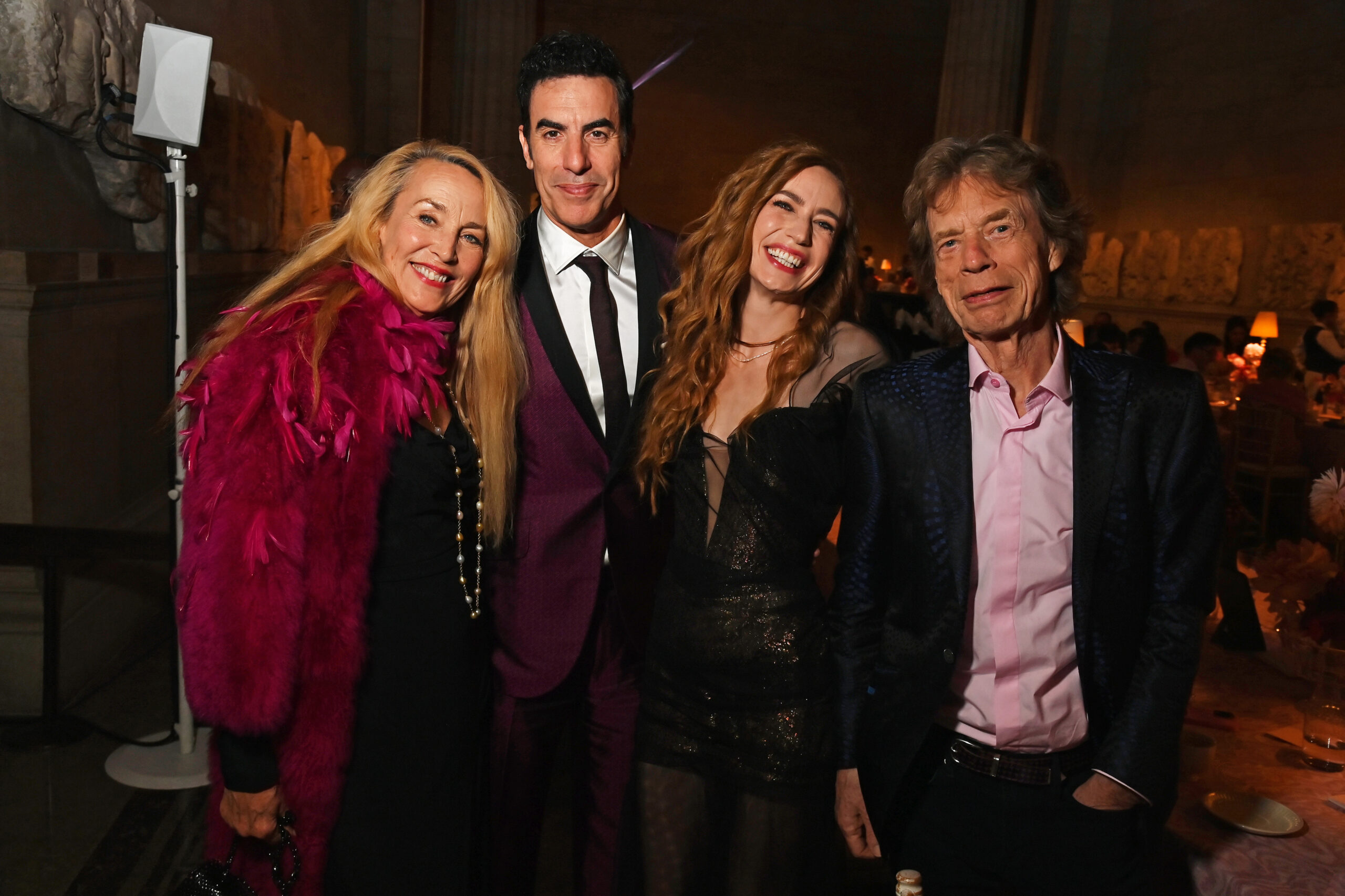 LONDON, ENGLAND - OCTOBER 18: (L to R) Jerry Hall, Sacha Baron Cohen, Elizabeth Jagger and Sir Mick Jagger attend the British Museum Ball 2025 on October 18, 2025 in London, England. (Photo by Dave Benett/Getty Images for the British Museum)
Από αριστερά η Τζέρι Χολ, ο Σάσα Μπάρον Κοέν, η Ελίζαμπεθ Τζάγκερ και ο Μικ Τζάκερ / Photo by Dave Benett/Getty Images for the British Museum
Από αριστερά η Τζέρι Χολ, ο Σάσα Μπάρον Κοέν, η Ελίζαμπεθ Τζάγκερ και ο Μικ Τζάκερ / Photo by Dave Benett/Getty Images for the British Museum