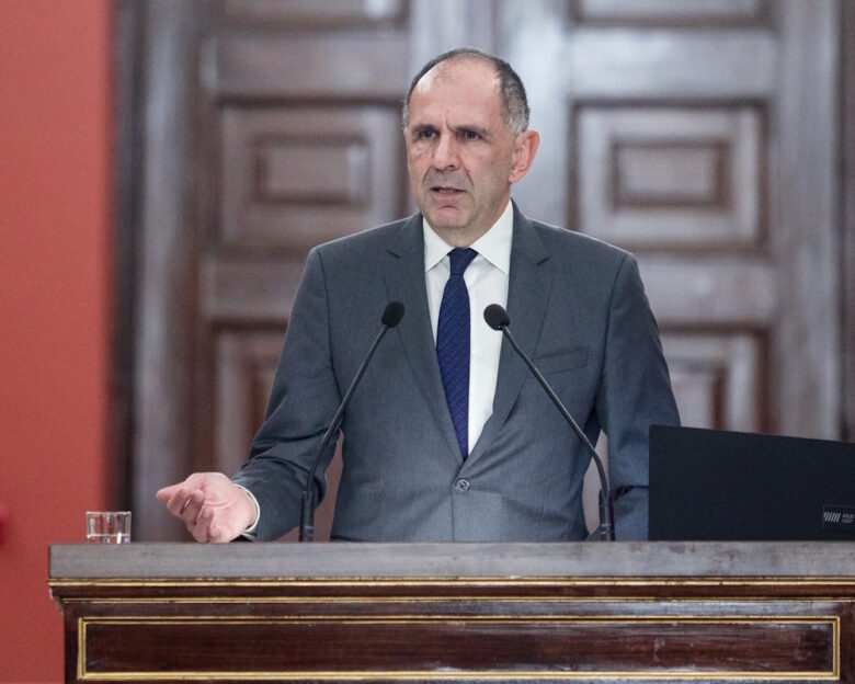 Γιώργος Γεραπετρίτης: Δεν νοείται σήμερα αλλαγή συνόρων δια της βίας – Οι τρεις κίνδυνοι για την Ευρώπη