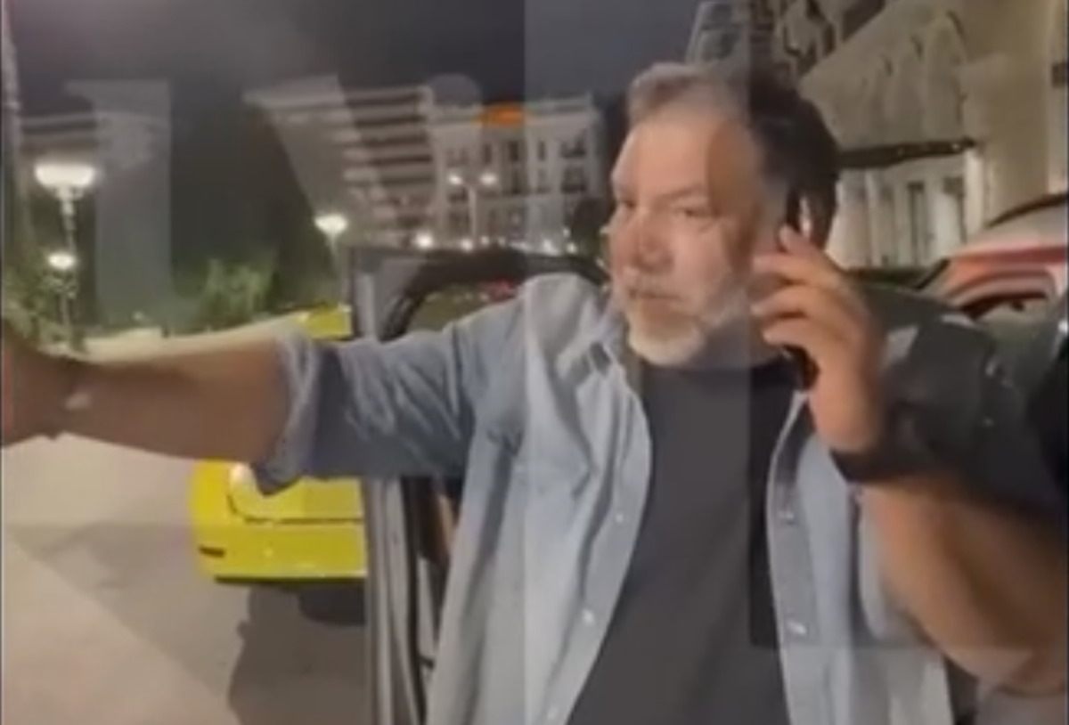 Ο Γρηγόρης Αρναούτογλου