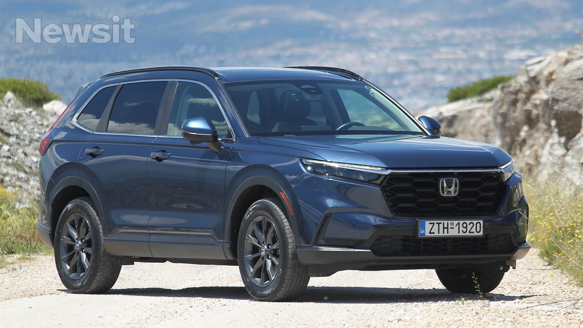 Honda CR-V 2.0 e:HEV AWD – Δοκιμή: Με αυτονομία έως 960 χλμ. και το κεφάλι μας ήσυχο!
