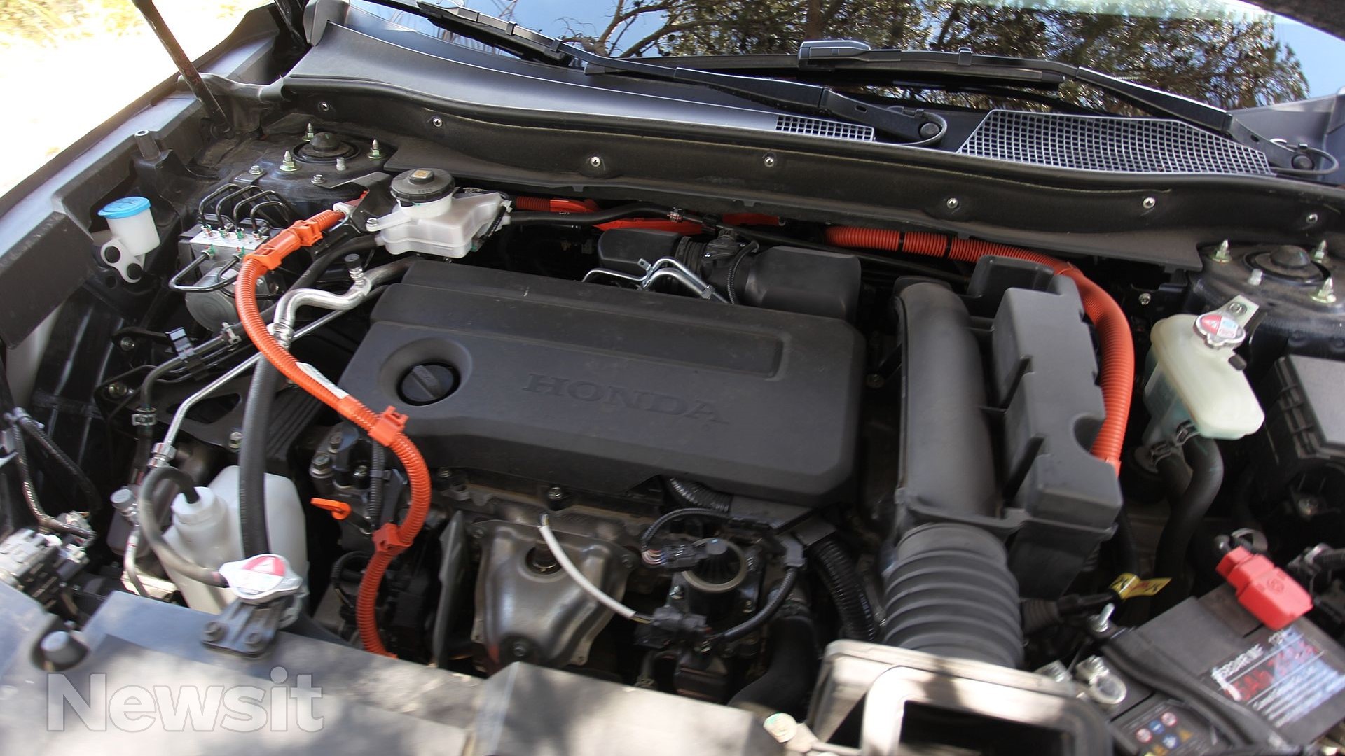 Honda CR-V 2.0 e:HEV AWD – Δοκιμή: Με αυτονομία έως 960 χλμ. και το κεφάλι μας ήσυχο!