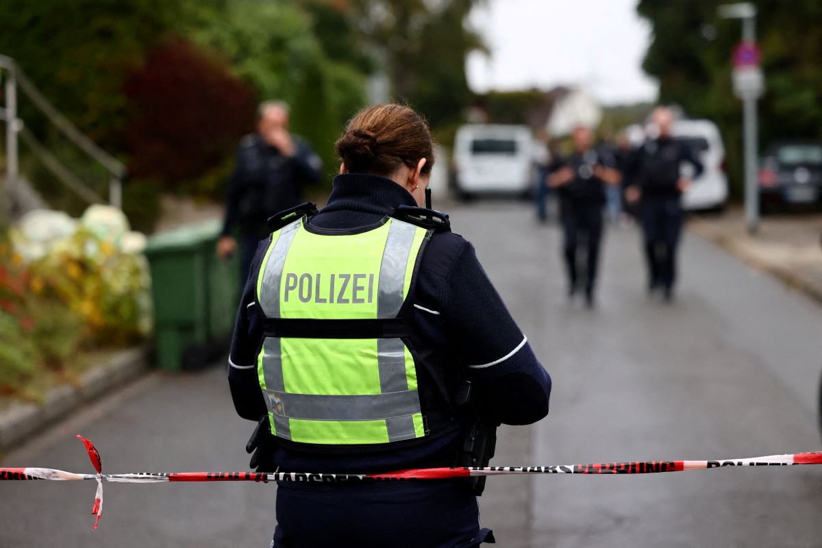 Police outside the house of German Mayor, Iris Stalcher