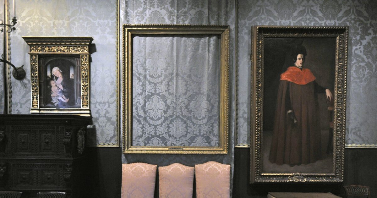 From “Mona Lisa” to Van Gogh in an IKEA bag: The “thefts of the century” that shocked the world before the Louvre From “Mona Lisa” to Van Gogh in an IKEA bag: The “thefts of the century” that shocked the world before the Louvre