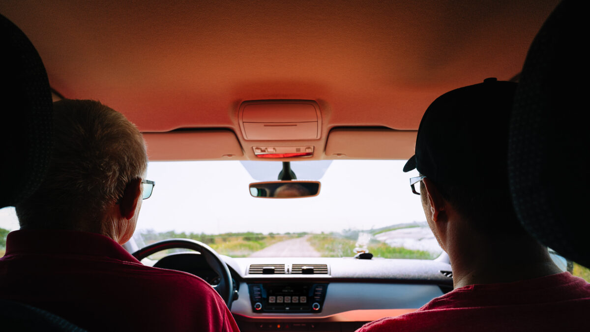 επιβάτες αυτοκινήτου