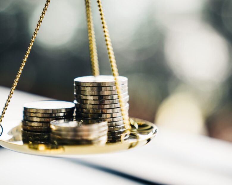 «Εσείς (ΗΠΑ) stablecoins; Εμείς ψηφιακό ευρώ», το νέο νομισματικό μέτωπο ΗΠΑ – Ευρωζώνης
