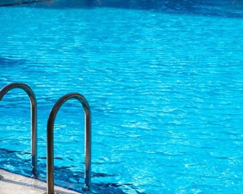Ρόδος: Κάμερα ασφαλείας κατέγραψε τον πνιγμό της 3χρονης στην πισίνα – Μη αναστρέψιμη η κατάσταση της υγείας της