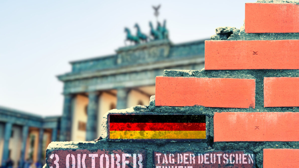 A Wall in Berlin and reference to 3 October Day of German Unity