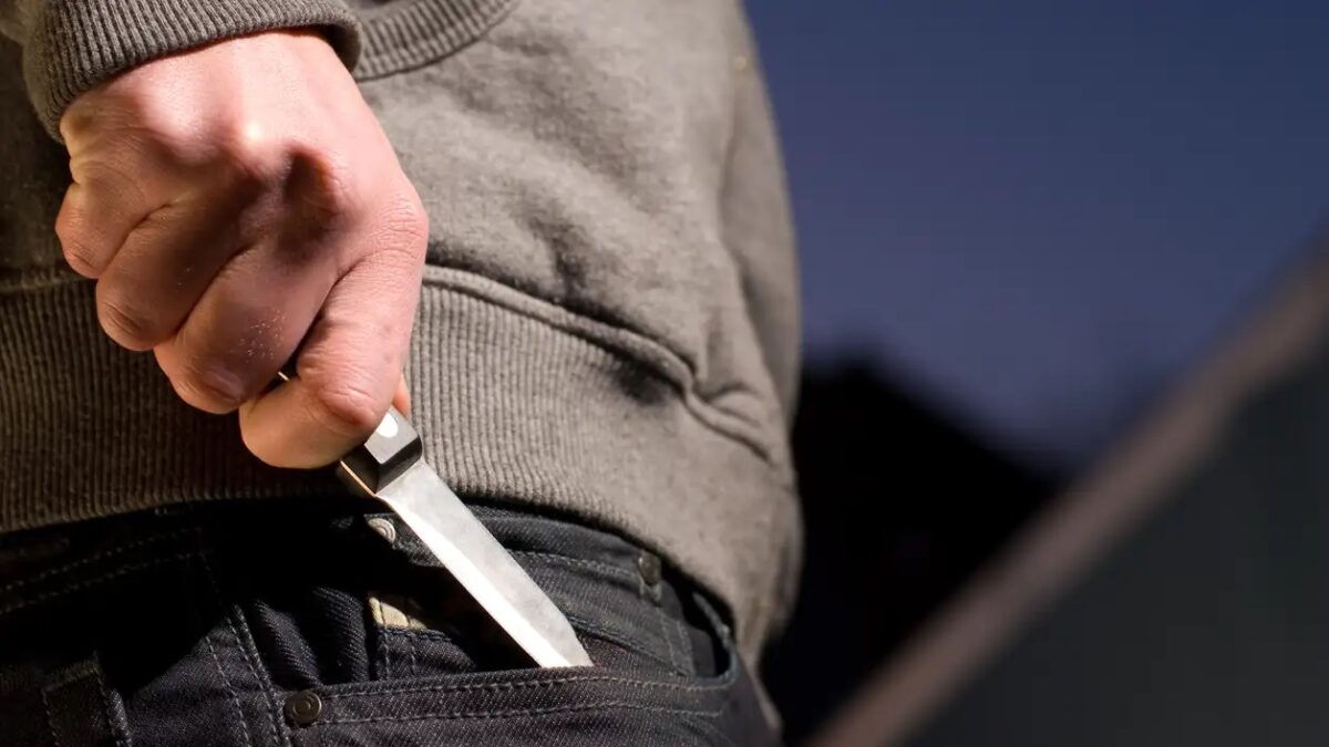 Πάτρα: 17χρονος μαχαίρωσε συνομήλικό του στον λαιμό μετά από καβγά για οπαδικούς λόγους