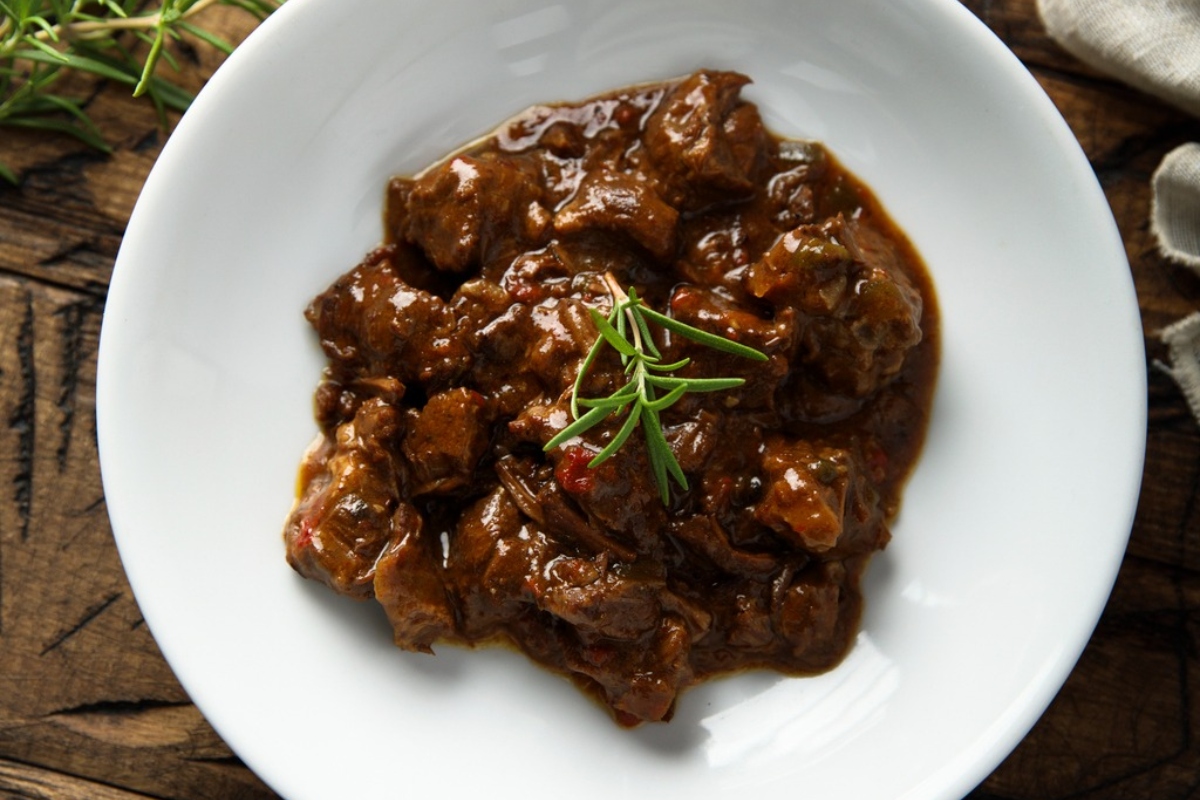 Κρέας κατσαρόλας με κάστανα