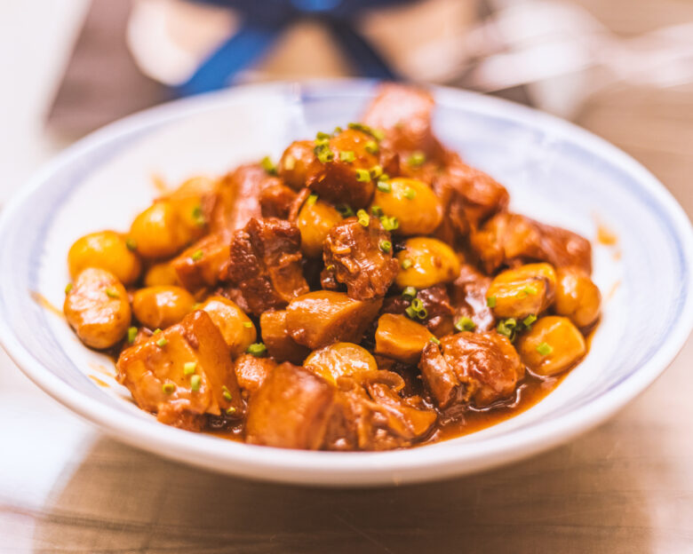 Συνταγή για παραδοσιακό μοσχάρι στιφάδο