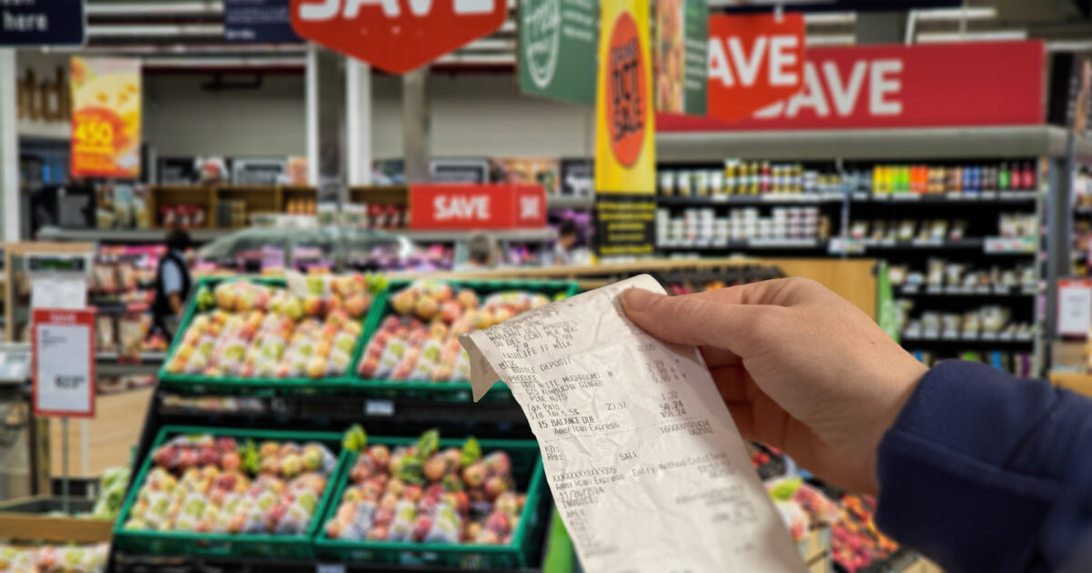 They gave their hands Theodorikakos and supermarket to reduce prices to 1,000 products