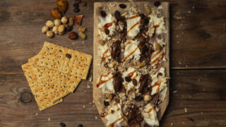 Γλυκό με κάστανα και μπισκότα