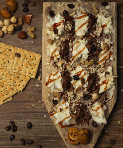 Γλυκό με κάστανα και μπισκότα