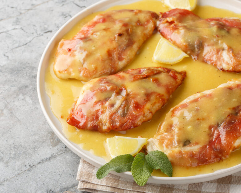 Συνταγή για φιλέτο κοτόπουλο σαλτιμπόκα