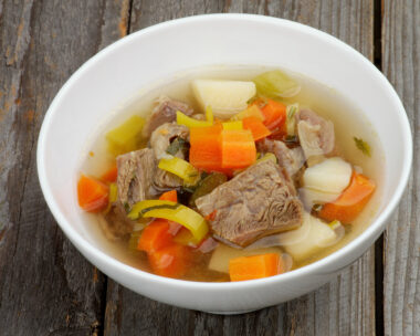 Σούπα με μοσχάρι και λαχανικά